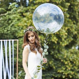 Ballon bulle avec guirlande végétale