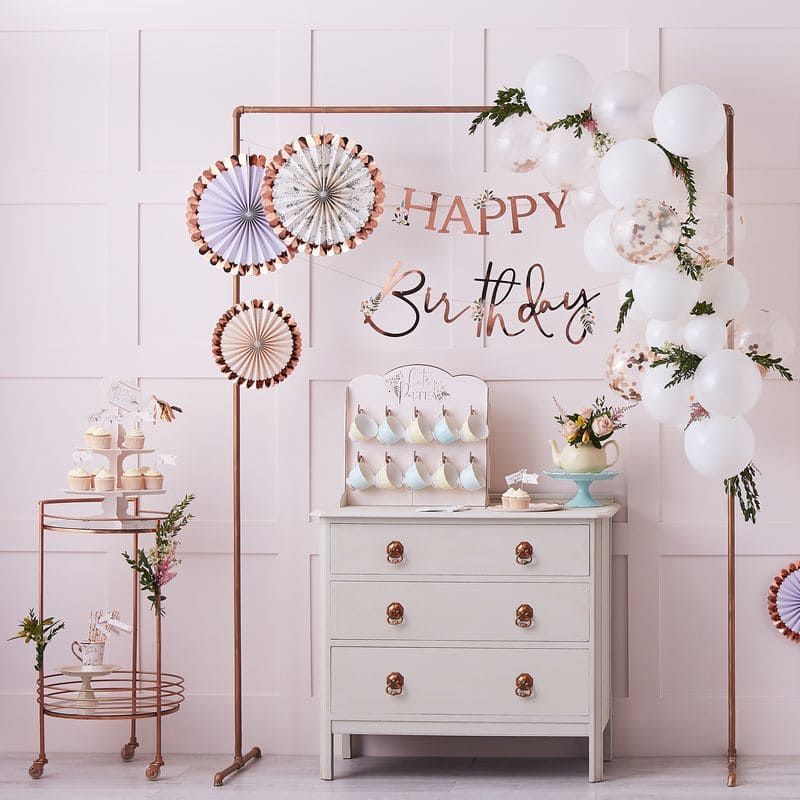 Guirlande Happy birthday rose gold à fleurs - MODERN CONFETTI