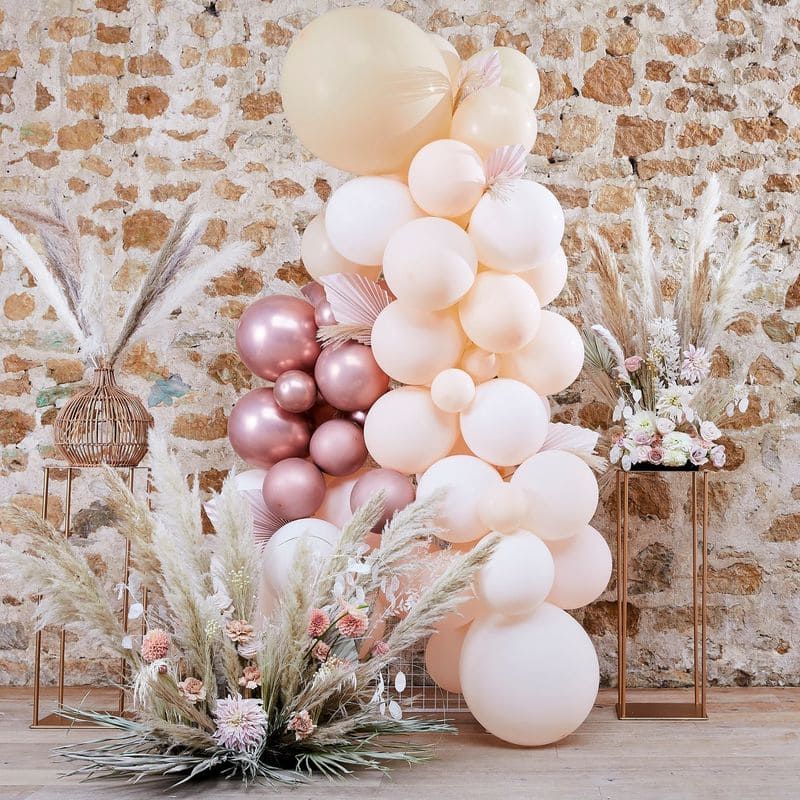 Ballons anniversaire rose gold décoration arche ballon