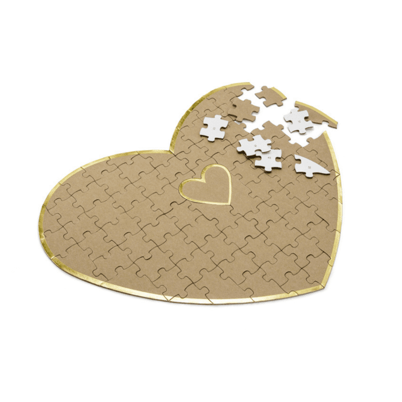 Puzzle Bois forme coeur naturel avec chevalet, decoration mariage