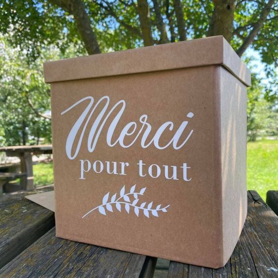 Urne Anniversaire Kraft/Blanc 20x20x20cm