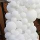 Arche de 200 ballons blancs