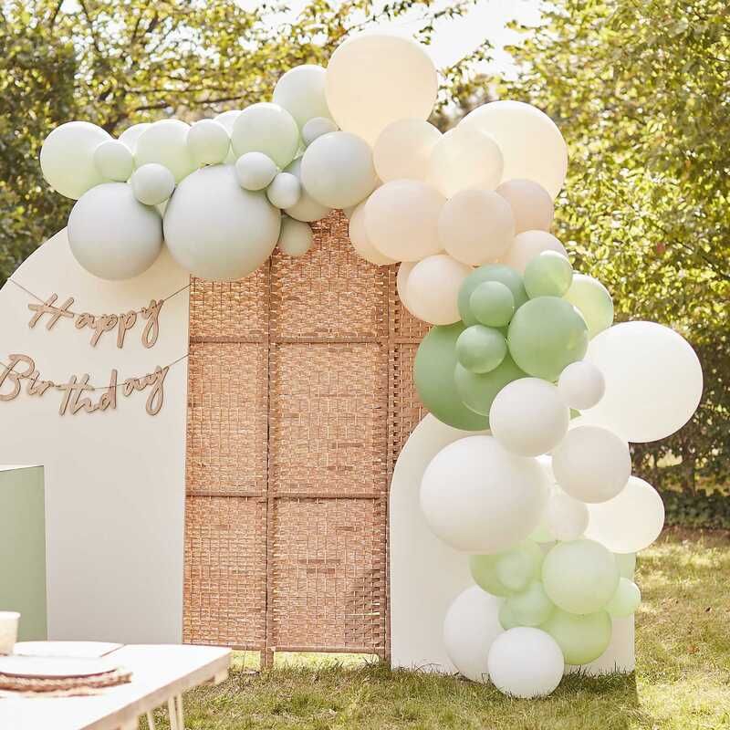 Arche de ballons vert sauge, nude et blanc x 70 - MODERN CONFETTI