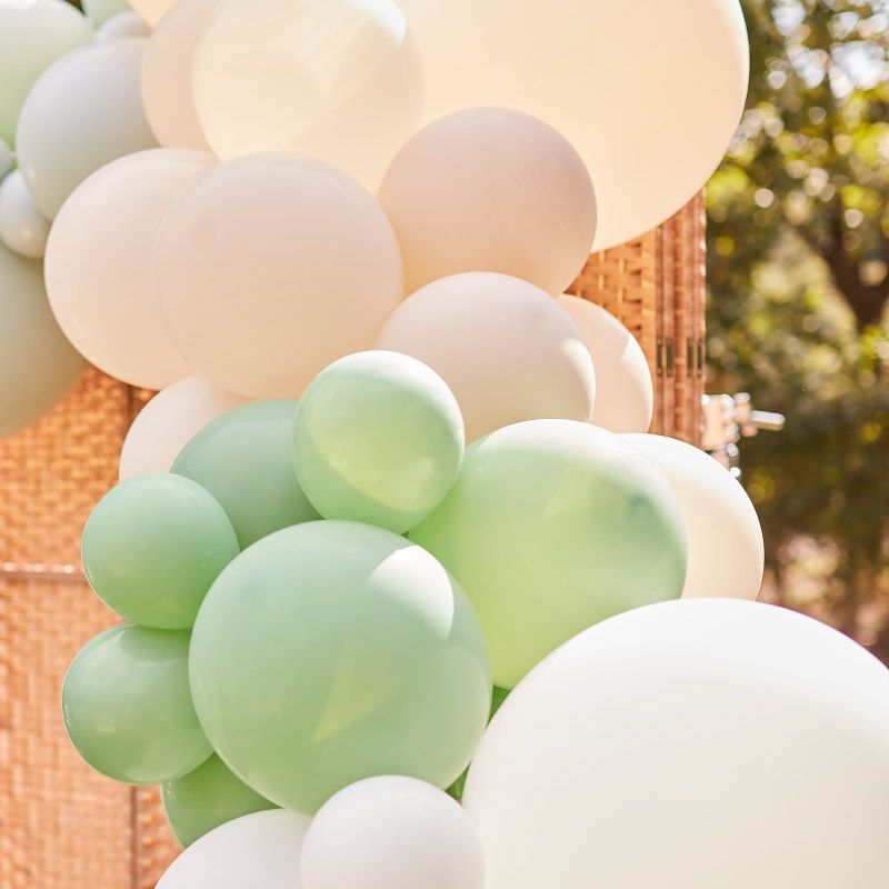 Arche Ballon Anniversaire Kit, Vert Blanc et or Ballon Guirlande,103  Ballons Latex Vert Sauge Blanc Or Ballons Dorés Métalliques pour Bapteme  Baby