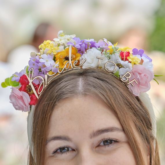 Serre-tête EVJF fleurs “bride to be”