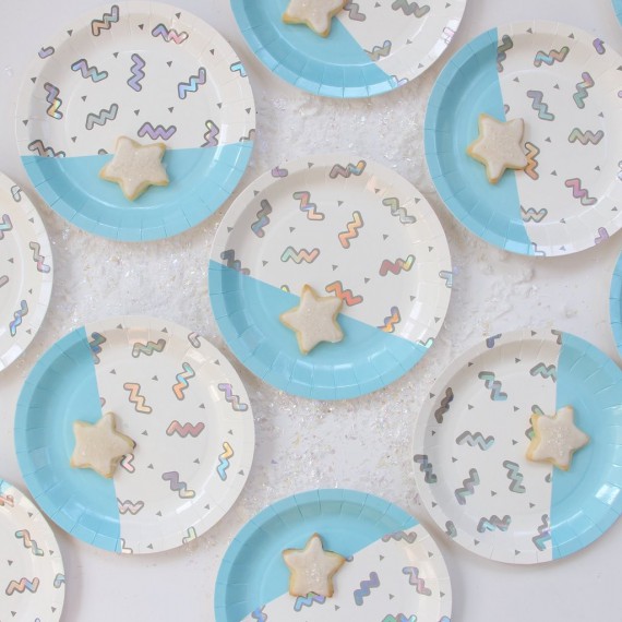 Petites assiettes design bleu (par 12)