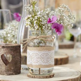 Chemin de Table en Toile de Jute avec Dentelle - Jour de Fête - Bucolique -  Thèmes